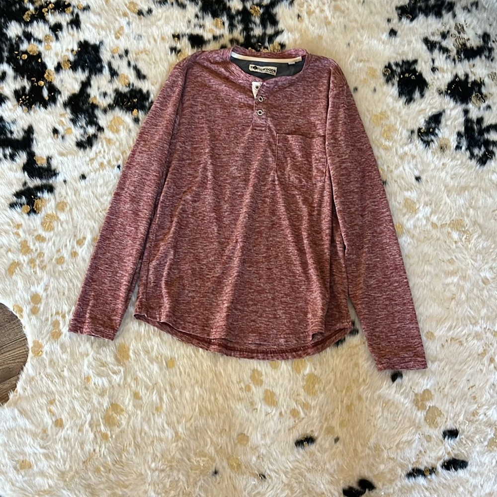 Men’s long sleeve Henley style